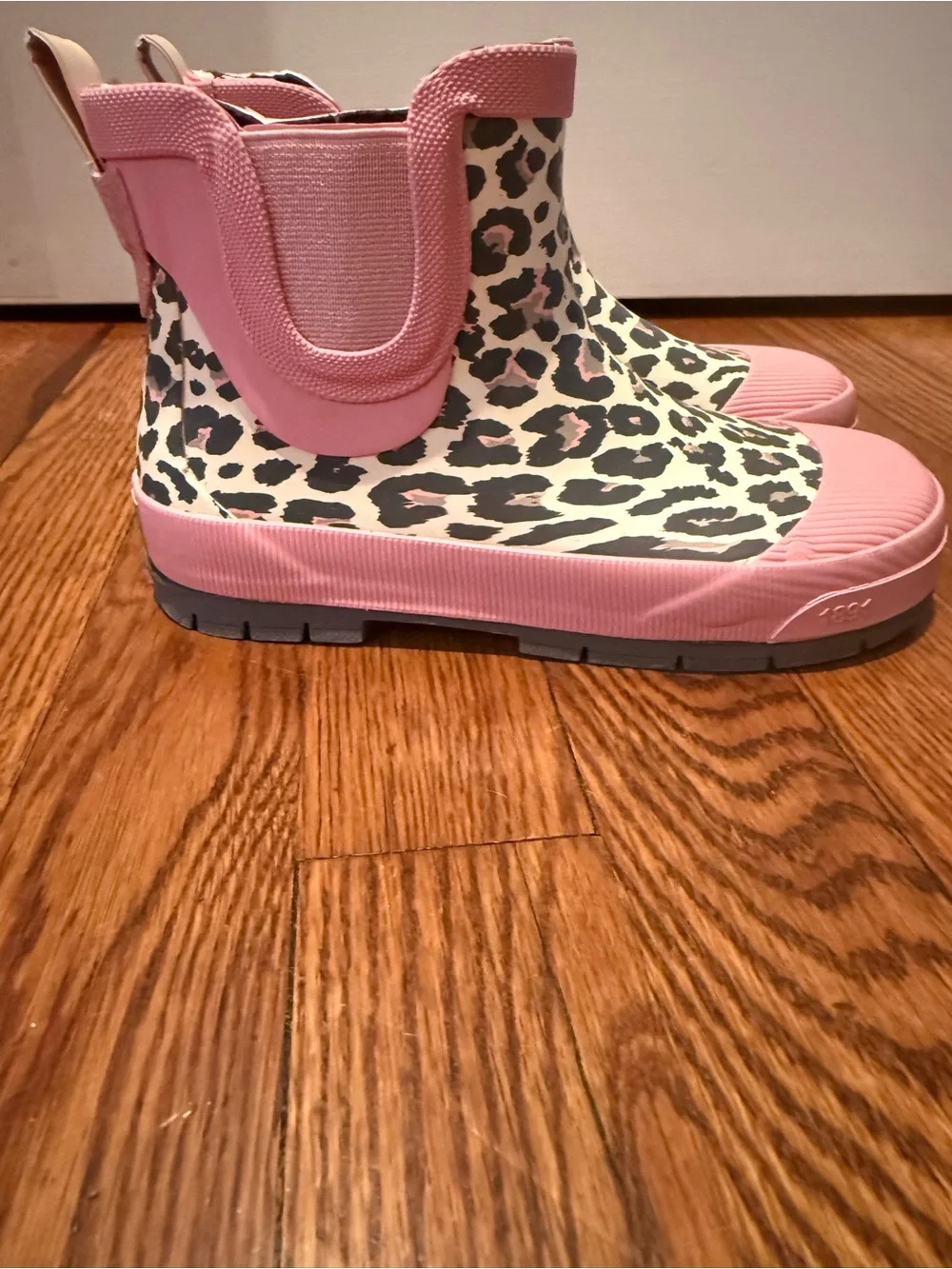 Kids Pink Leopard Print Rain Boots Western Chief size 13